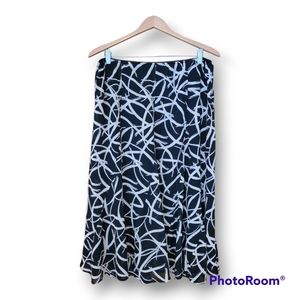 JM Collection Black and White Floaty Gauze Midi Skirt. Size 12